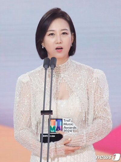 韓国・人気歌手の母親に実刑判決…娘の名をかたり投資詐欺