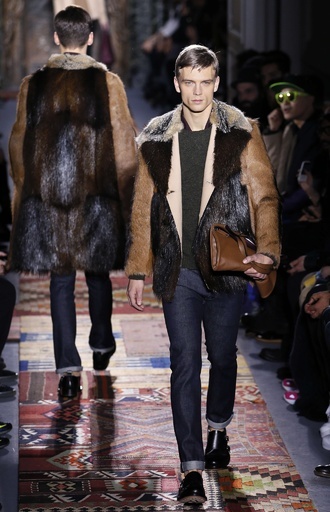 ＜14/15年秋冬パリ・メンズコレクション＞ヴァレンティノ