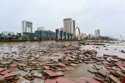 台風20号、ベトナムで死者11人 北部で竜巻被害も