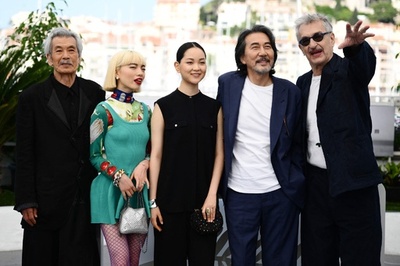 映画『Perfect Days』 フォトコールに監督と俳優陣 カンヌ