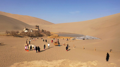 世界遺産の敦煌 春節連休中1日の観光客数が前年比1230.88%増