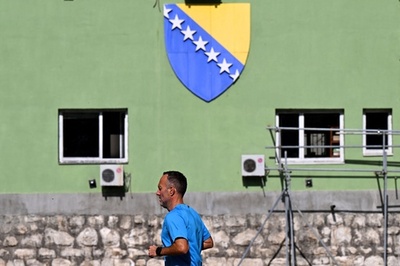 欧州委、ボスニアのEU加盟候補入り勧告