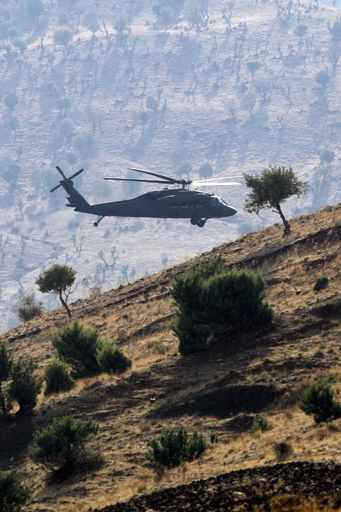 トルコ軍、イラク北部空爆で「PKK150人殺害」