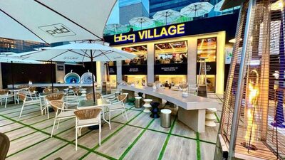 ソウルの中心・清渓川に「K-チキン」ホットプレイス…BBQビレッジオープン