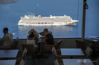 ギリシャ、クルーズ船に観光税導入 人気の島訪問で1人20ユーロ