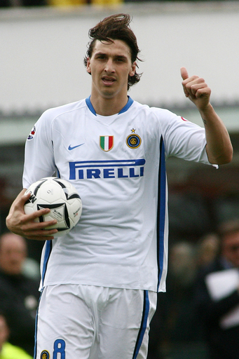 ＜サッカー セリエA＞インテル イブラヒモビッチの決勝ゴールでリボルノを降す - イタリア