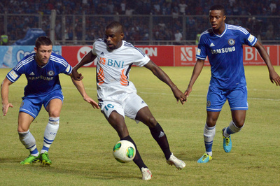 チェルシー、大量8得点でアジア遠征終える