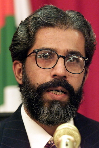 亡命パキスタン元議員、ロンドン自宅前で刺殺される