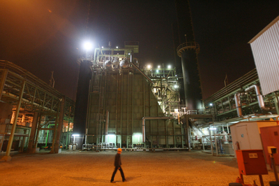 封鎖続くガザ地区、唯一の発電所が稼働停止