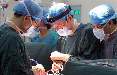 3Dプリントによる頸椎（けいつい）の人工椎間板置換手術に成功 西安