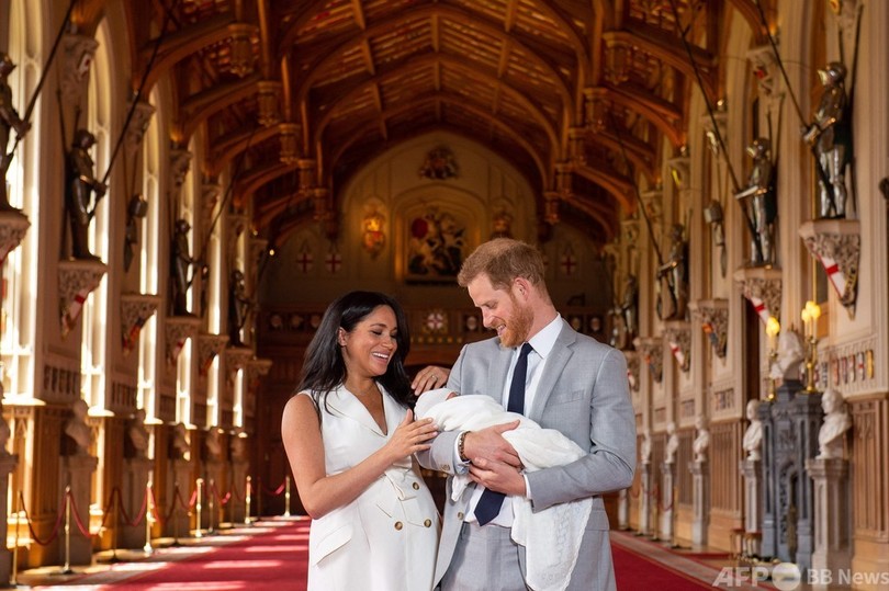 英王室の危機、前途に待ち受ける暗雲