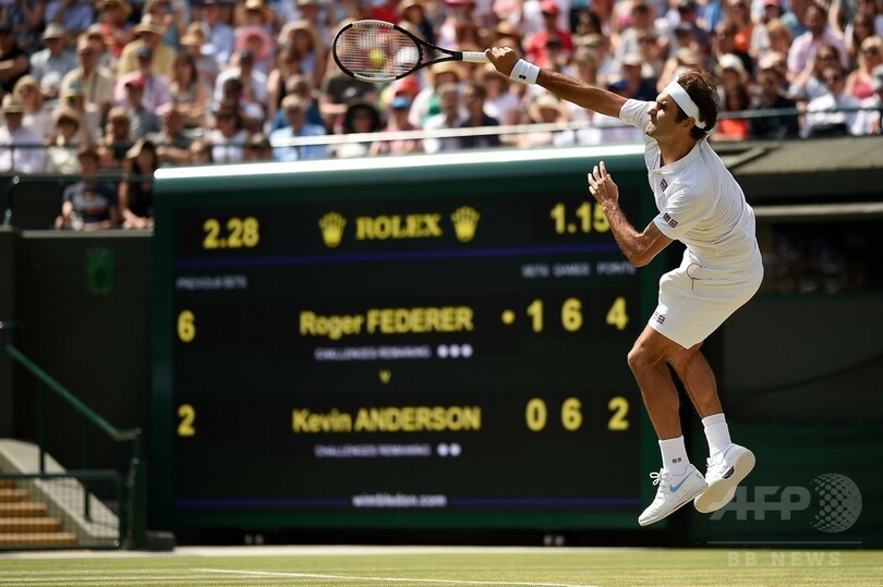 「ひどい」敗戦にフェデラー落胆、ウィンブルドンでまさかの大逆転負け