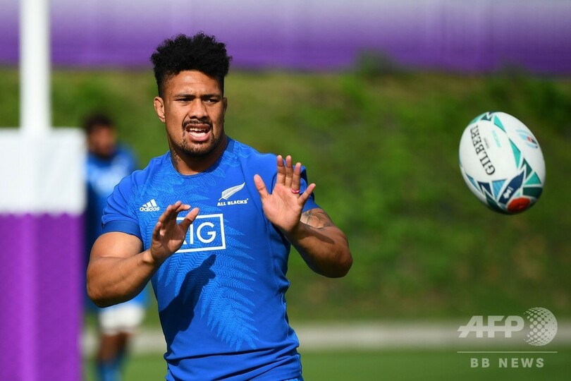 NZのサベア、ゴーグル着用でカナダ戦へ 視力低下を懸念