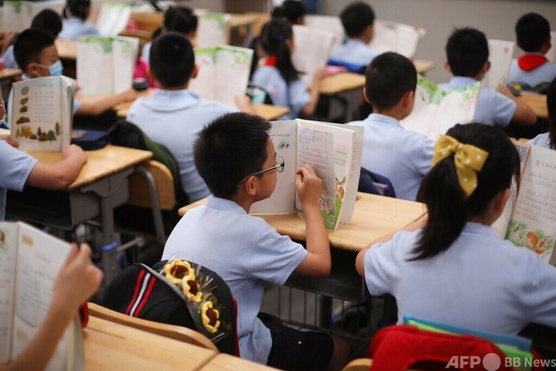 「学習塾禁止令」の中国で親の教育負担軽減 一部の塾は名目だけ変え継続