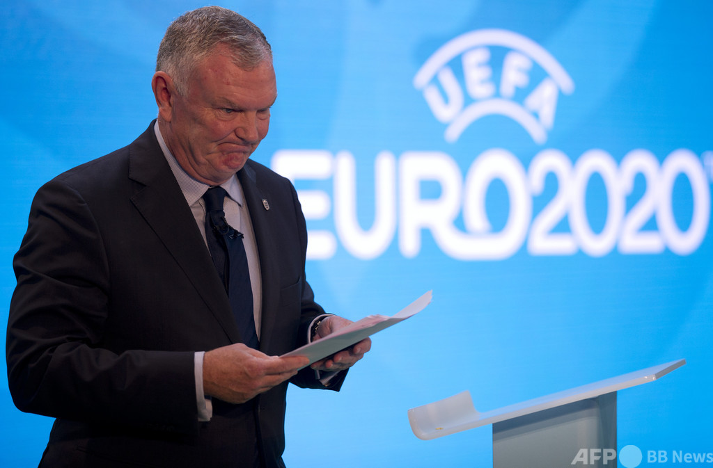 差別発言のFA前会長、FIFA副会長の職も辞任 差別発言のFA前会長、FIFA副会長の職も辞任