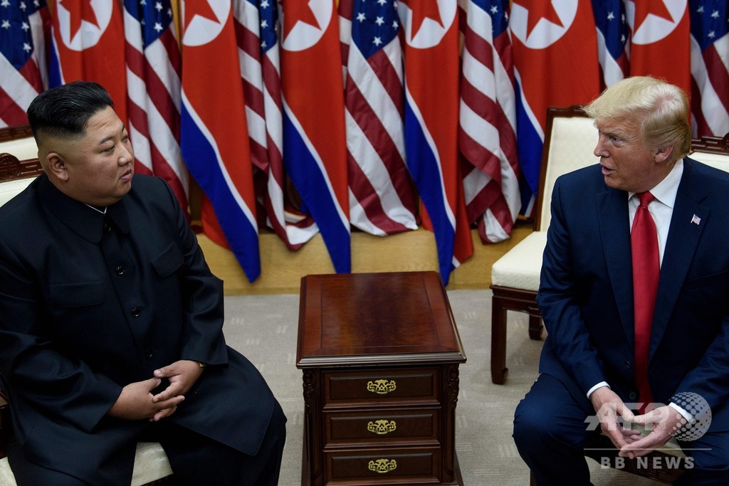 トランプ氏と正恩氏の会談、「歴史的で素晴らしかった」 北朝鮮メディア トランプ氏と正恩氏の会談、「歴史的で素晴らしかった」 北朝鮮メディア