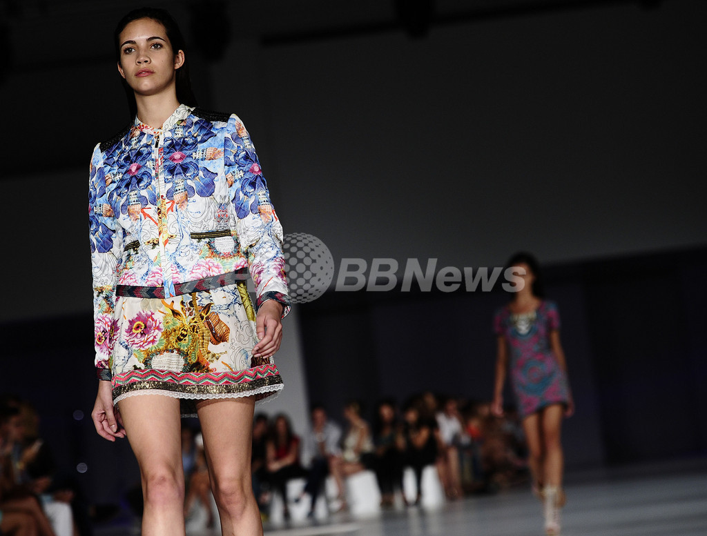 ＜14年春夏 080 バルセロナ＞「クスト バルセロナ」新作を発表