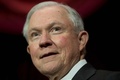 ジェフ・セッションズ米司法長官。首都ワシントンの連邦議会で（2017年2月9日撮影）。(c)AFP/JIM WATSON