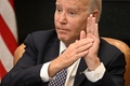 米首都ワシントンのホワイトハウスで、経済政策に関する会合を開いたジョー・バイデン大統領（2023年5月5日撮影）。(c)Jim WATSON / AFP
