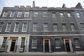 英ロンドン・ダウニング街10および11番地（2021年4月28日撮影、資料写真）。(c)JUSTIN TALLIS / AFP