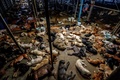 タイ・バンコクの郊外にある野良犬の保護施設に収容された犬たち（2020年4月6日撮影）。(c)Mladen ANTONOV / AFP