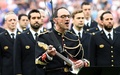 仏パリ郊外サンドニのスタジアム「スタッド・ド・フランス」で、英襲撃事件の犠牲者追悼のため英バンド「オアシス」の曲「ドント・ルック・バック・イン・アンガー」を演奏するフランス共和国親衛隊軍楽隊のジャンミシェル・ムキルさん（2017年6月13日撮影）。(c)AFP/FRANCK FIFE