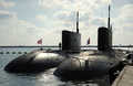 シリア・タルトゥース湾にあるロシアの海軍施設で撮影された潜水艦（2019年9月26日撮影）。(c)Maxime POPOV / AFP
