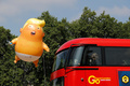 昨年の英首都ロンドンで、訪英中のドナルド・トランプ米大統領を、おむつを着けた赤ちゃんに見立てた巨大バルーン（2018年7月13日撮影、資料写真）。(c)Tolga AKMEN / AFP