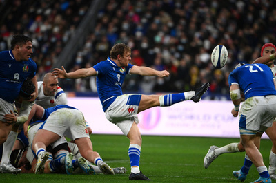 同僚に腐ったバナナをプレゼント ラグビー伊代表に出場停止処分