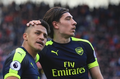 欧州CL出場目指すアーセナル、ストーク退け4位リバプールと1差