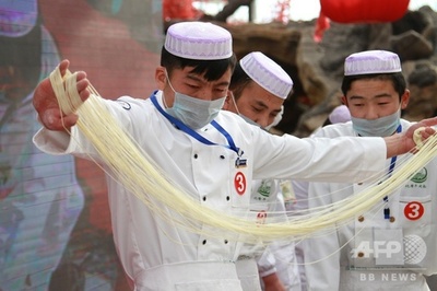 裸一貫から2300億円産業に発展した青海ラーメン 「ネット+」で飛躍へ