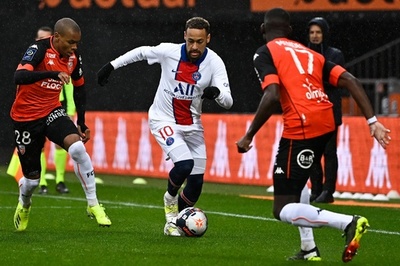 PSGが逆転負けで首位陥落、ポチェッティーノ監督初黒星