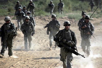 イラク政府、駐留米軍司令官の「増派軍撤収」証言を歓迎