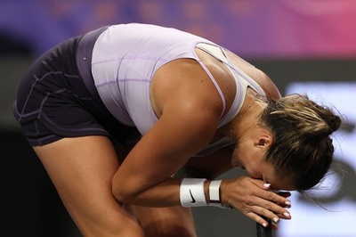 WTAファイナルズ開幕、サバレンカがジャバーに番狂わせ