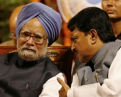 インドのマハラシュトラ州首相が辞意、ムンバイ襲撃事件を受け