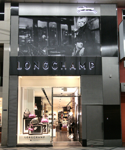 ロンシャン関西初の路面店、心斎橋に18日オープン