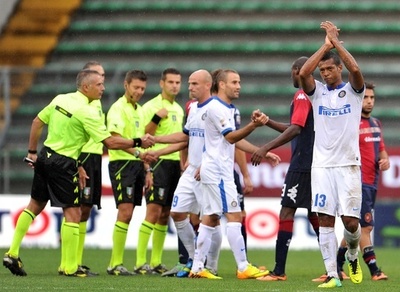 インテル、カリアリと引き分ける