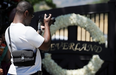 ソニー、マイケル遺産管理団体と2億5000万ドルの契約