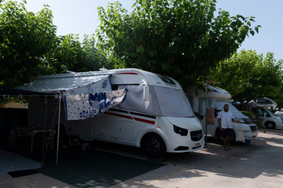 コロナ下の欧州で人気高まるキャンピングカー旅行 国内の魅力再発見も