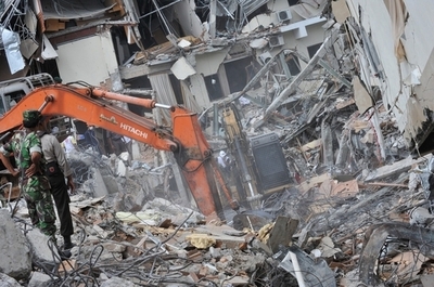 スマトラ島で再び巨大地震の可能性、米地質学者