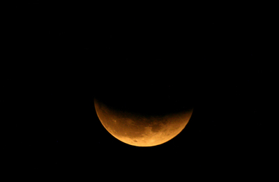 皆既月食、太平洋沿岸諸国の夜空で観測