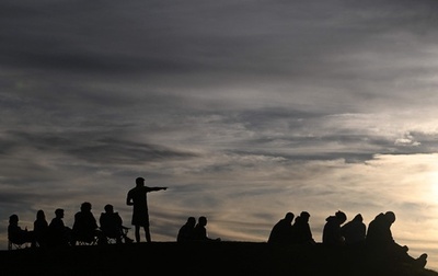 【今日の1枚】さながらクラーク博士「少年よ、大志を抱け」 ドイツ