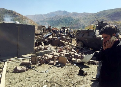 トルコ南東部で爆弾攻撃、兵士ら18人死亡 PKKに報復空爆