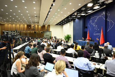 「上海精神」を弘揚し、各分野での協力を深化