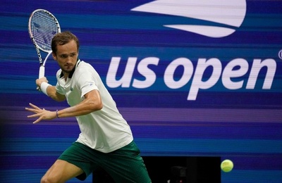 メドベージェフ快勝、ルブレフと共に3回戦へ 全米OP