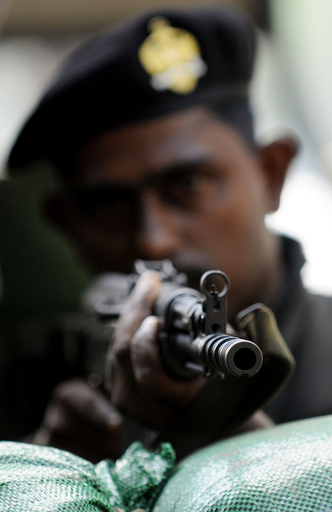 スリランカ政府、LTTE立てこもり地域への人道チームの立ち入りを禁止