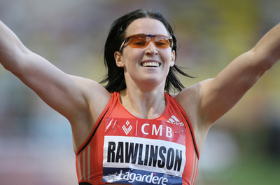 Rawlinson 女子400メートルハードルで優勝