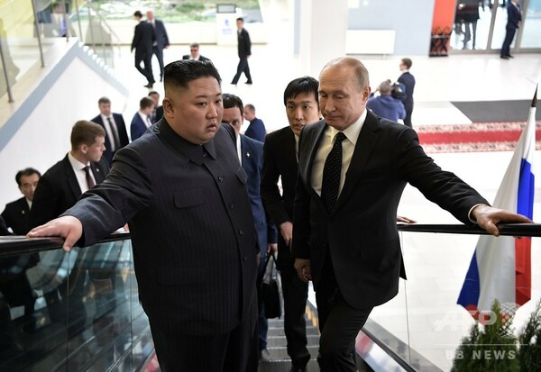 金正恩氏、プーチン氏との初会談は「非常に有意義」だった