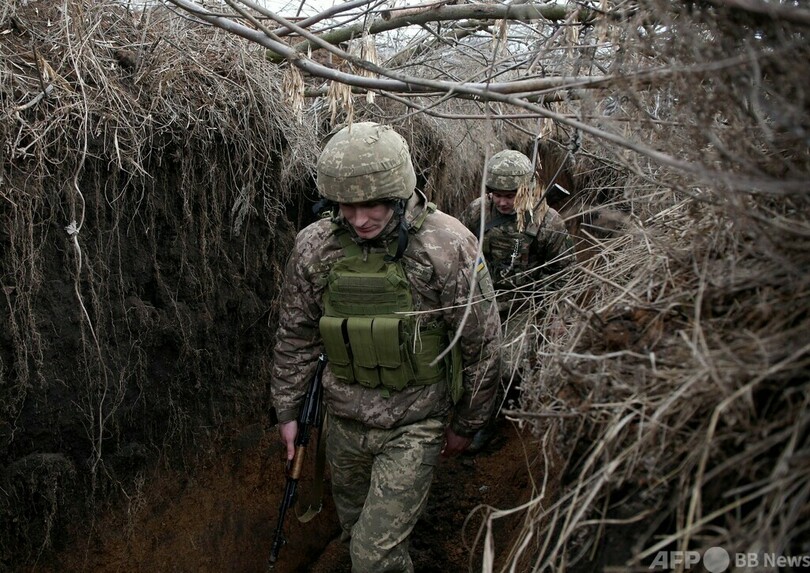 ウクライナ東部で砲撃 幼稚園など被害