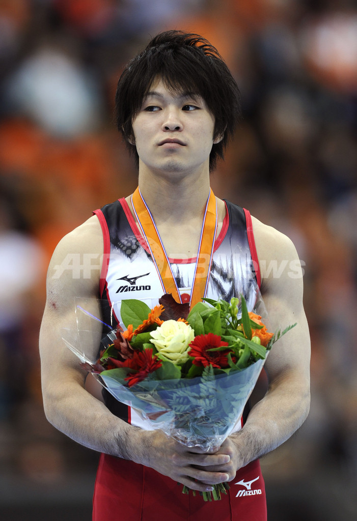 内村、平行棒で銅メダル 世界体操